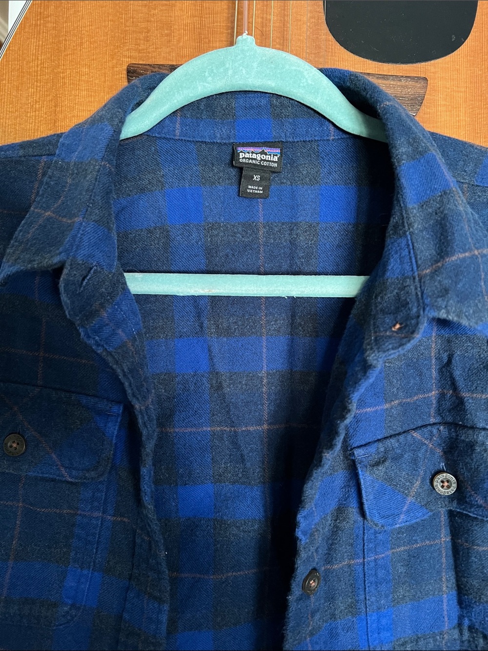 Patagonia Blue and Black Plaid Lightweight Shirt Jacket Women’s size XS - Picture 5 of 11